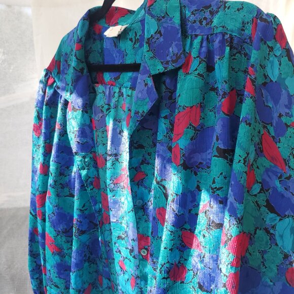 Floral Patterned Button Down - Picture 5 of 7